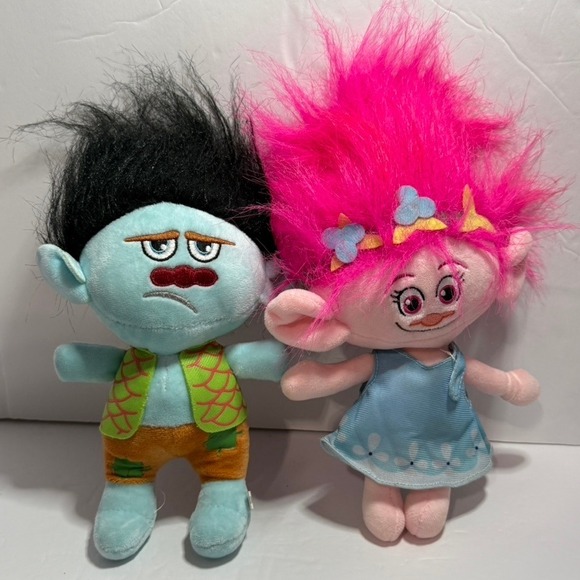 Dreamworks | Toys | Dreamworks Trolls Plush Dolls Poppy Grumpy Branch ...